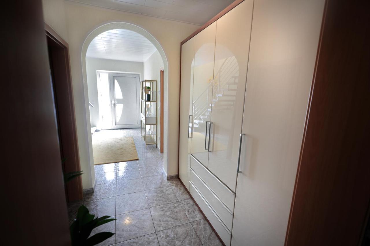 Goldhouse - Sauna, Whirlpool, Switch, Darts & Mehr Andernach Exterior photo