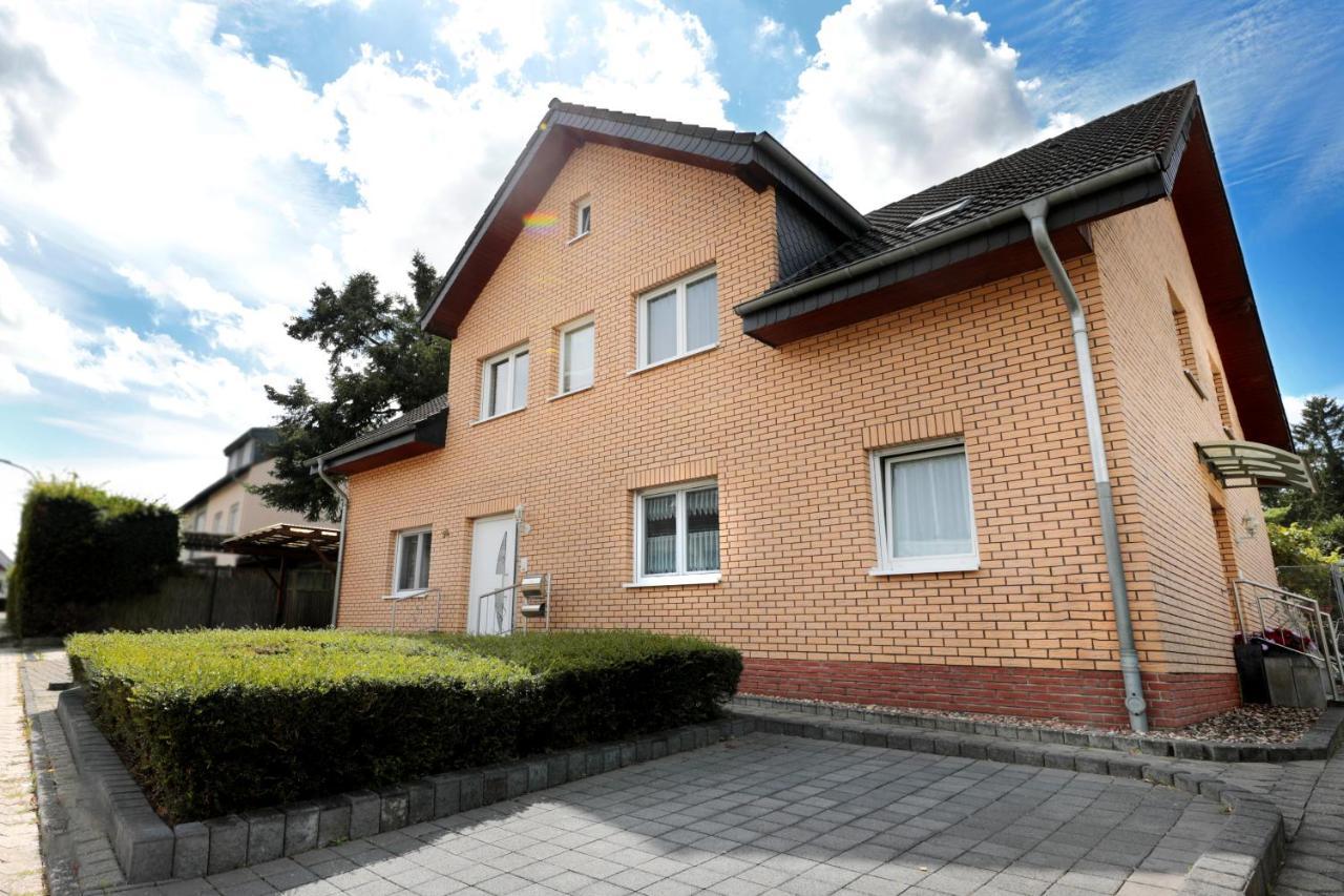 Goldhouse - Sauna, Whirlpool, Switch, Darts & Mehr Andernach Exterior photo
